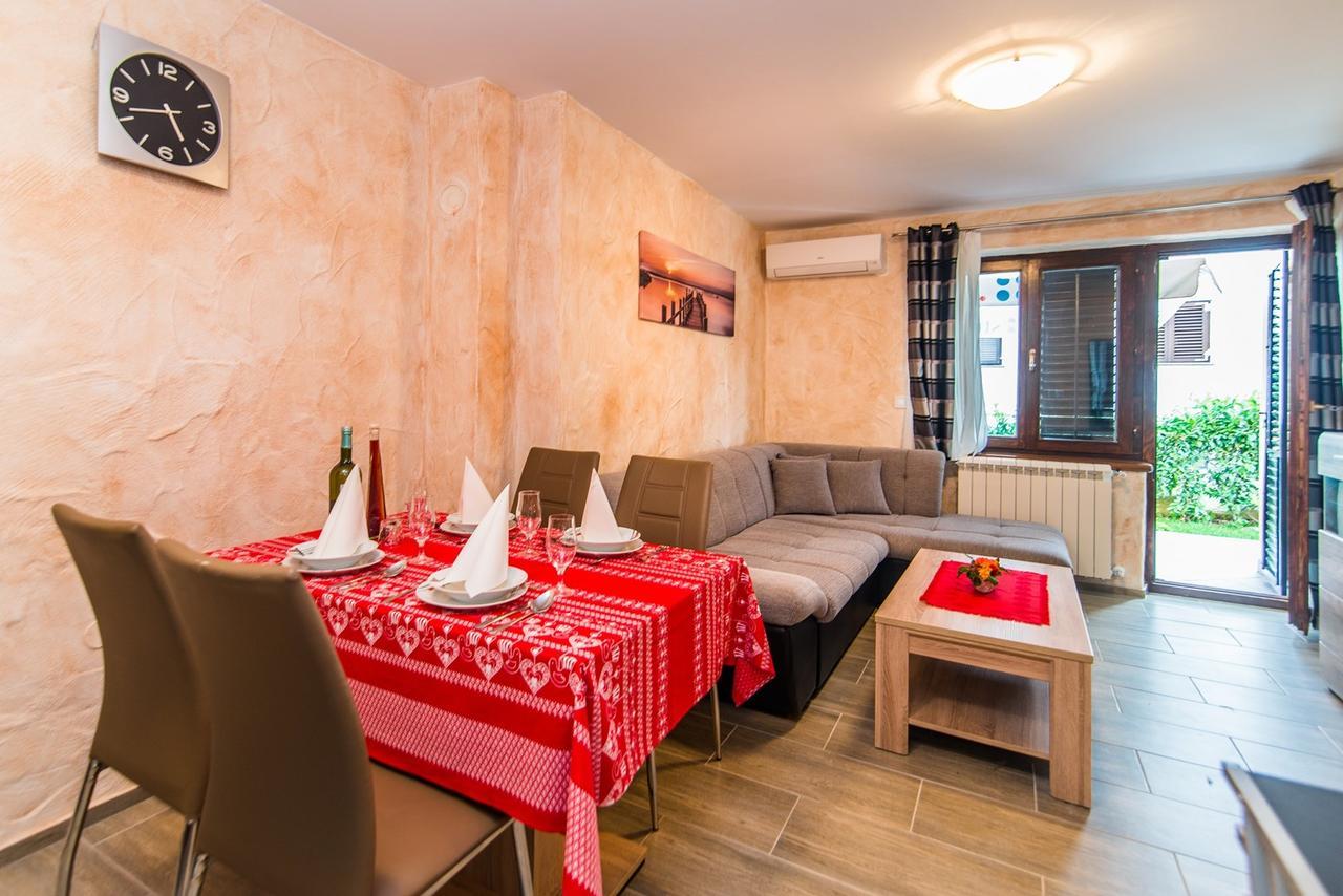 Apartment Stela Porec Ngoại thất bức ảnh